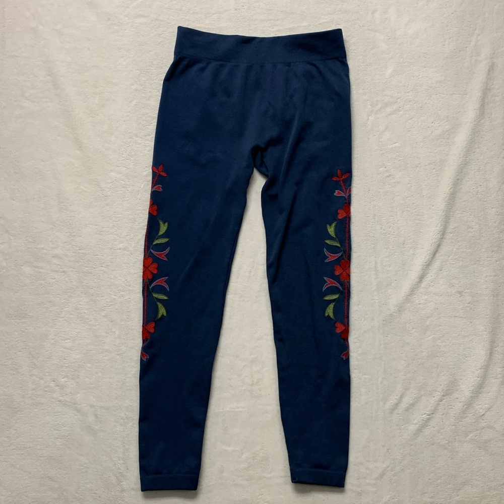 Angel + Premium Fleece lined embroidered leggings L/XL